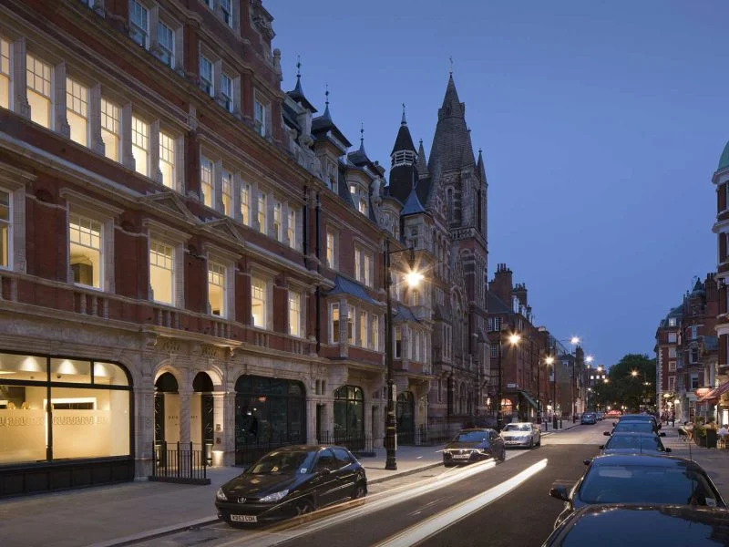 55-73 Duke Street . London W1K
